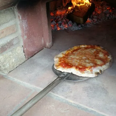 Bed & Breakfast La Mantecata 4*